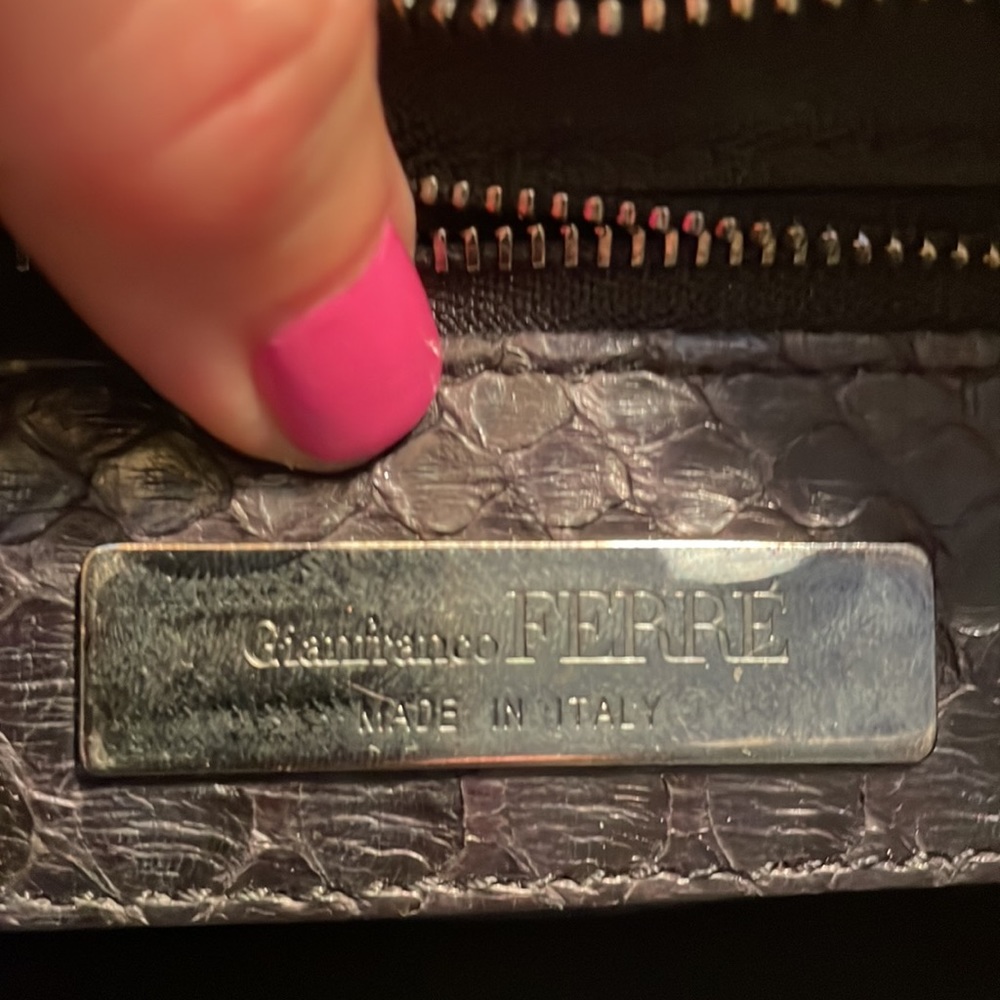 Gianfranco Ferre python clutch - Picture 6 of 8